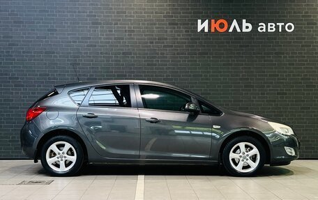 Opel Astra J, 2012 год, 865 000 рублей, 4 фотография