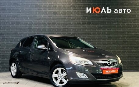 Opel Astra J, 2012 год, 865 000 рублей, 3 фотография