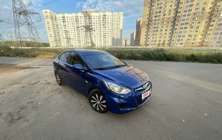 Hyundai Solaris II рестайлинг, 2011 год, 800 000 рублей, 19 фотография