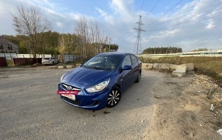 Hyundai Solaris II рестайлинг, 2011 год, 800 000 рублей, 9 фотография