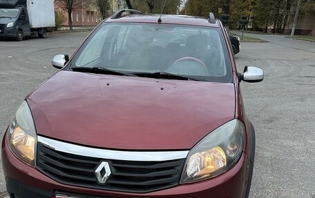 Renault Sandero I, 2012 год, 750 000 рублей, 2 фотография