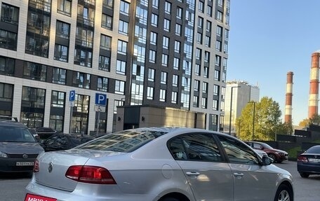 Volkswagen Passat B7, 2011 год, 870 000 рублей, 4 фотография