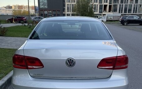 Volkswagen Passat B7, 2011 год, 870 000 рублей, 18 фотография