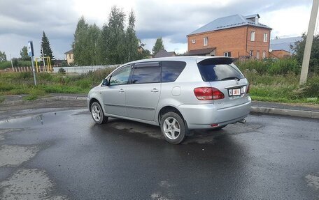 Toyota Ipsum II, 2001 год, 825 000 рублей, 7 фотография