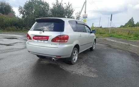 Toyota Ipsum II, 2001 год, 825 000 рублей, 5 фотография