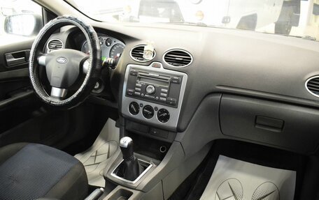 Ford Focus II рестайлинг, 2006 год, 445 000 рублей, 13 фотография