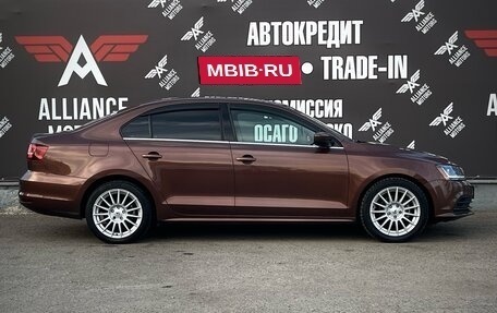 Volkswagen Jetta VI, 2017 год, 1 440 000 рублей, 10 фотография