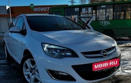 Opel Astra J, 2012 год, 950 000 рублей, 2 фотография