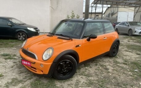 MINI Hatch, 2005 год, 720 000 рублей, 1 фотография