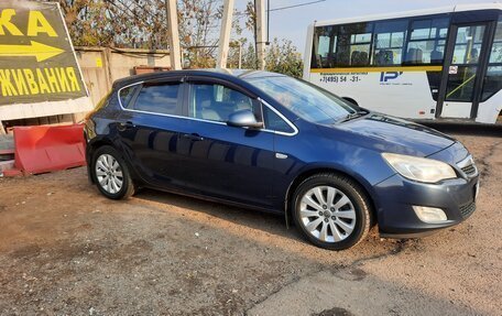 Opel Astra J, 2011 год, 830 000 рублей, 7 фотография