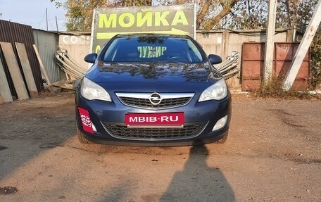 Opel Astra J, 2011 год, 830 000 рублей, 6 фотография