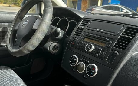 Nissan Tiida, 2010 год, 730 000 рублей, 11 фотография