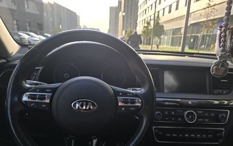 KIA K7, 2018 год, 2 650 000 рублей, 14 фотография