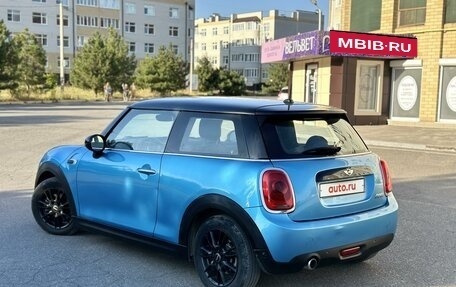 MINI Hatch, 2016 год, 1 520 000 рублей, 4 фотография