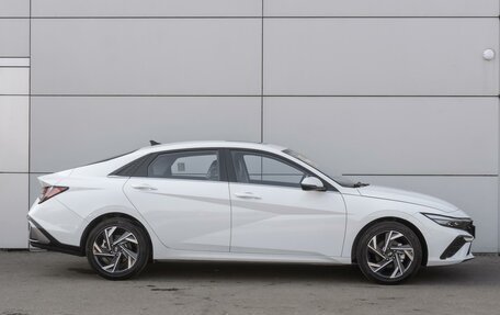 Hyundai Elantra, 2024 год, 2 820 000 рублей, 5 фотография