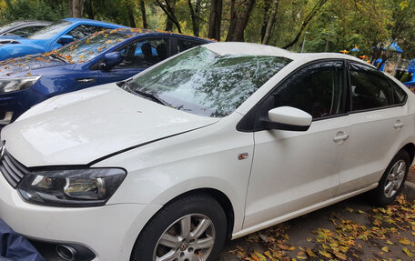 Volkswagen Polo VI (EU Market), 2012 год, 690 000 рублей, 31 фотография