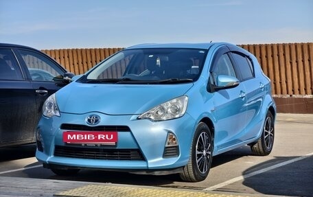 Toyota Aqua I, 2014 год, 960 000 рублей, 2 фотография