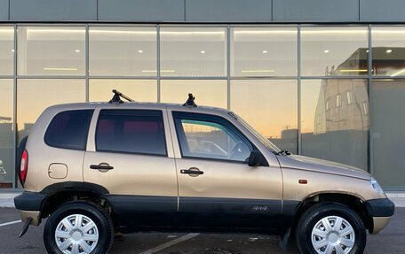 Chevrolet Niva I рестайлинг, 2005 год, 389 000 рублей, 3 фотография