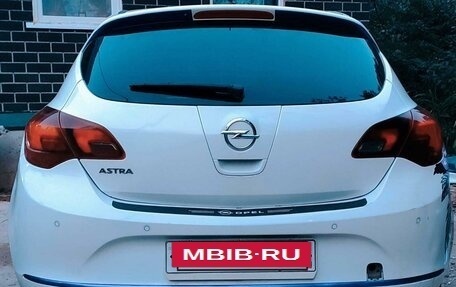 Opel Astra J, 2012 год, 800 000 рублей, 15 фотография