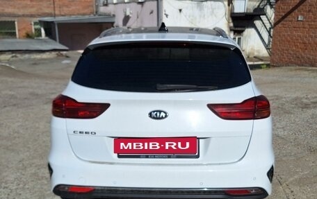 KIA cee'd III, 2020 год, 2 200 000 рублей, 3 фотография