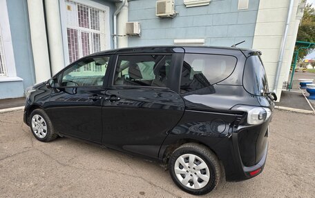 Toyota Sienta II, 2018 год, 1 350 000 рублей, 9 фотография