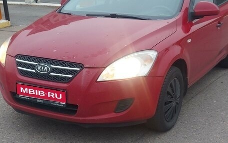 KIA cee'd I рестайлинг, 2009 год, 570 000 рублей, 1 фотография