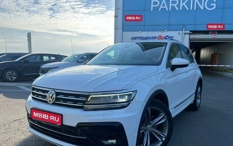 Volkswagen Tiguan II, 2018 год, 2 699 000 рублей, 1 фотография