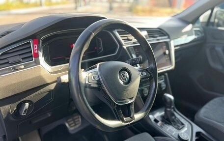 Volkswagen Tiguan II, 2018 год, 2 699 000 рублей, 10 фотография