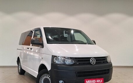 Volkswagen Caravelle T5, 2013 год, 1 899 000 рублей, 7 фотография