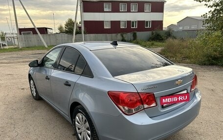 Chevrolet Cruze II, 2011 год, 649 000 рублей, 4 фотография