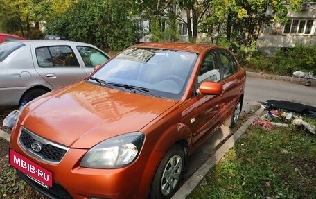 KIA Rio II, 2009 год, 592 990 рублей, 2 фотография