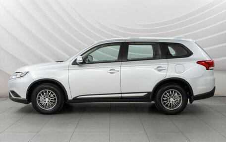 Mitsubishi Outlander III рестайлинг 3, 2021 год, 2 298 000 рублей, 4 фотография