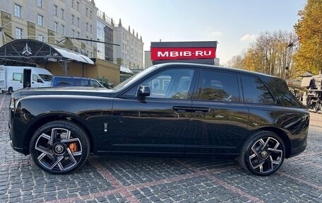 Rolls-Royce Cullinan, 2024 год, 106 500 000 рублей, 7 фотография