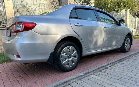 Toyota Corolla, 2011 год, 920 000 рублей, 10 фотография