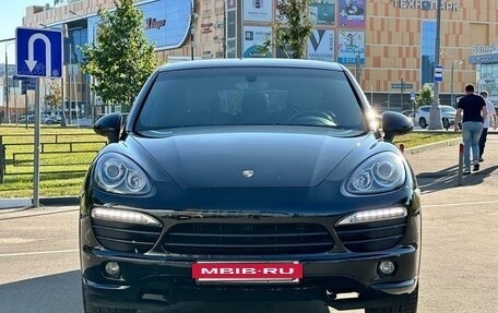 Porsche Cayenne III, 2011 год, 2 150 000 рублей, 2 фотография