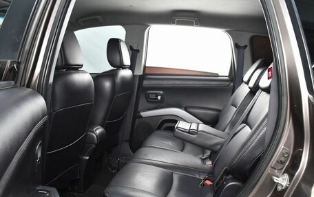 Mitsubishi Outlander III рестайлинг 3, 2011 год, 1 454 999 рублей, 11 фотография