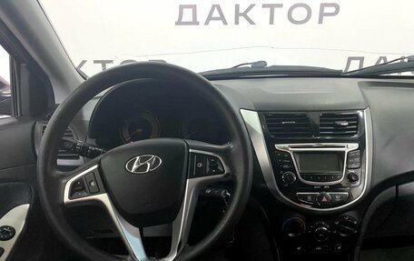 Hyundai Solaris II рестайлинг, 2011 год, 899 000 рублей, 8 фотография