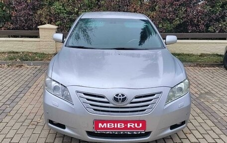 Toyota Camry, 2007 год, 1 050 000 рублей, 4 фотография