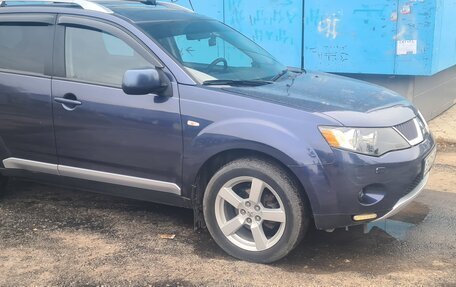 Mitsubishi Outlander III рестайлинг 3, 2008 год, 1 200 000 рублей, 3 фотография