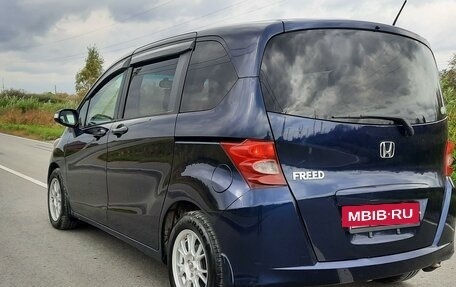 Honda Freed I, 2010 год, 1 115 000 рублей, 4 фотография