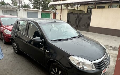 Renault Sandero I, 2011 год, 415 000 рублей, 3 фотография