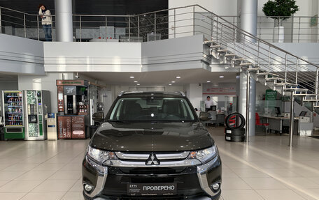 Mitsubishi Outlander III рестайлинг 3, 2018 год, 2 481 000 рублей, 2 фотография