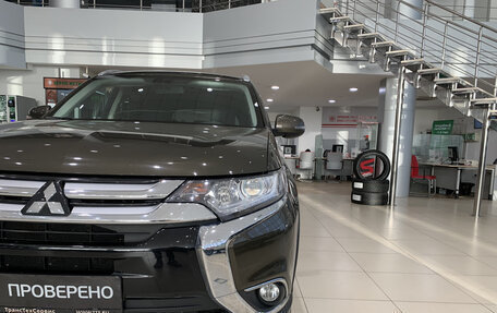 Mitsubishi Outlander III рестайлинг 3, 2018 год, 2 481 000 рублей, 17 фотография