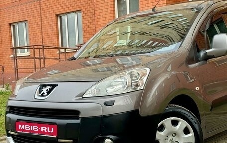 Peugeot Partner II рестайлинг 2, 2009 год, 950 000 рублей, 17 фотография