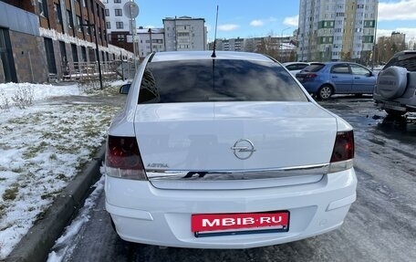 Opel Astra H, 2013 год, 989 000 рублей, 3 фотография