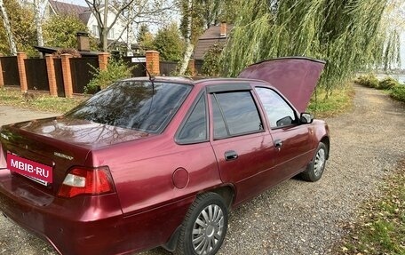 Daewoo Nexia I рестайлинг, 2011 год, 215 000 рублей, 3 фотография