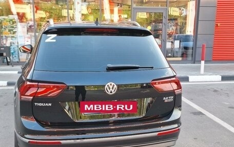 Volkswagen Tiguan II, 2017 год, 3 050 000 рублей, 6 фотография