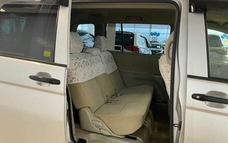 Toyota ISis I, 2012 год, 1 779 000 рублей, 17 фотография