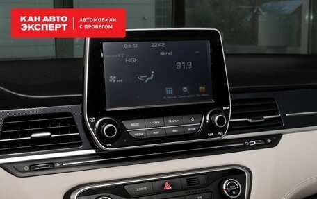 Hyundai Grand Starex Grand Starex I рестайлинг 2, 2018 год, 3 920 000 рублей, 13 фотография