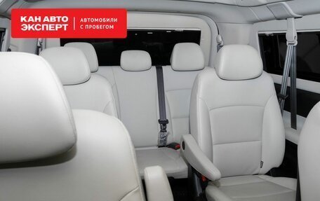 Hyundai Grand Starex Grand Starex I рестайлинг 2, 2018 год, 3 920 000 рублей, 10 фотография